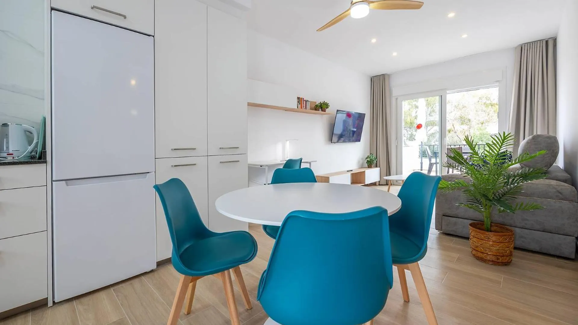 Apartman Apartamento Califa 8 Nerja Spanyolország
